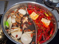 -花眷·私房火锅(花半里万达店)