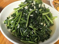 -芦茨金富饭庄·25年老字号·专做稻草鸡