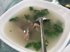 -六和聚传统烤鸭.天津菜(和平店)