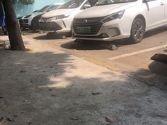 -淀山湖服务区餐厅