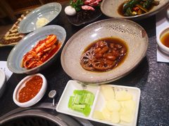 -草家酱蟹炭火烤肉店(珲春南路一店)