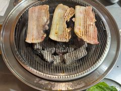 -围炉肉舍丹东海鲜烤肉·烤活鳗(步行街店)