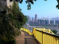 -八一路好吃街(雨田商务大厦店)