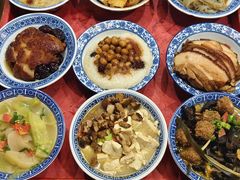 -蓝田九大碗民俗食府(蓝田店)