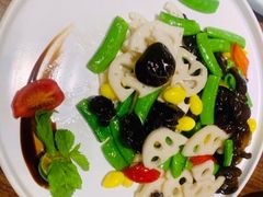 -宋庄魁元艺术餐厅