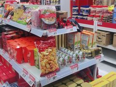 零售区-好特卖HotMaxx(杭州滨江宝龙城店)