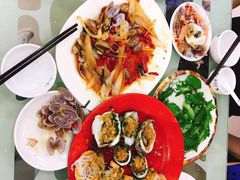 -小辣妹川味海鲜加工店(第一市场椰风巷店)