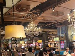 -领鲜活海鲜榴莲自助火锅(东门店)