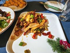 -伊带伊路新疆美食府(呼家楼店)