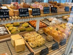 -焙丽拾光(麦凯乐直营店)