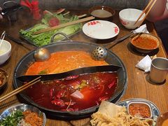 -萍姐火锅·公路夜市(武汉首店)