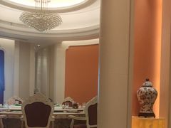 -白金汉爵大酒店-24小时餐厅