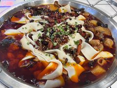 -晓彭肥肠鸡·泡椒鸡火锅(水木天地店)