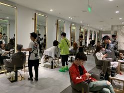 大厅-3AM HAIR SALON烫发染发接发