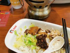 -南城香·饭香串香馄饨香(红军营店)
