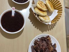 -闫家驴肉老店(华电一校店)