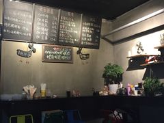 -花溪巷牛肉粉(泉城路店)
