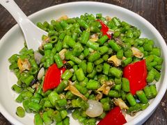 蚬肉炒豆角-六个大厨·秘制粤菜(广州塔店)