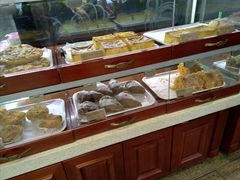 面包甜点陈列柜-老鼎丰(靖宇街总店)