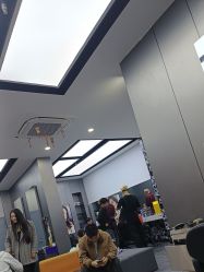 -米可造型烫发染发