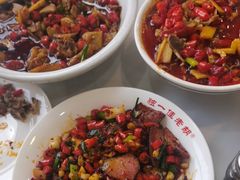 -独一佳老胡湘菜馆(矿山路店)