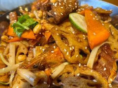 招牌大虾鸡翅-民食香·腊排骨野生菌美食(木府店)