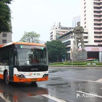 承载几代“老广”记忆的广州公交老牌线路13路线于8月