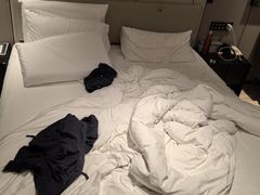 -杭州西湖湖滨银泰亚朵酒店