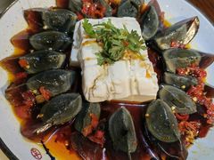皮蛋拌豆腐-野渡坡·极致湘菜·庭院餐厅(汉阳店)