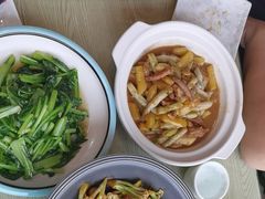 -乔家小院•本地小海鲜•非遗驴肉(万年泉路店)