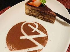 -WOLFGANG PUCK KITCHEN & BAR(迪士尼小镇店)