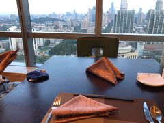 -湖景知味西餐厅•自助餐• 轻食(南京金茂威斯汀大酒店)