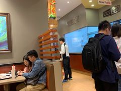 -The Habit Burger Grill 哈比特汉堡(爱琴海店)
