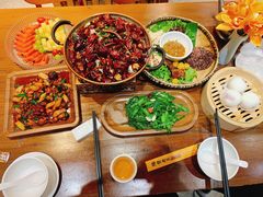 -隔壁老王·家常云南菜(皇冠店)