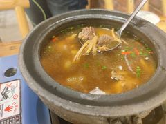 -霄汉牛三鲜湖北砂锅菜(万松园2店)