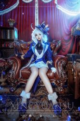 -星元素cosplay动漫摄影写真工作室