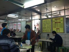 大堂-华威达牛庄(黄埔大道西店)