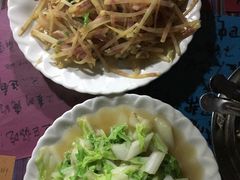 -民食香·腊排骨野生菌美食(木府店)