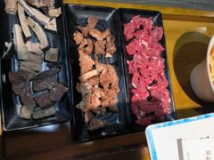 -三侨牛庄(云浮店)