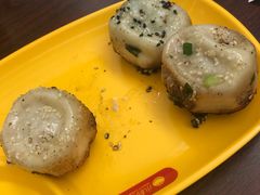 -小杨生煎(金山百联购物中心3楼店)