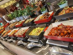 自助取餐区-绿城玫瑰园酒店-遇见19楼餐厅(舟山绿城玫瑰园酒店店)