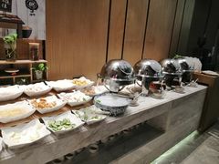 -飨食汇全日制餐厅·昆山皇冠假日酒店(九方店)