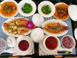 -臻康乃馨月子中心(集美店)