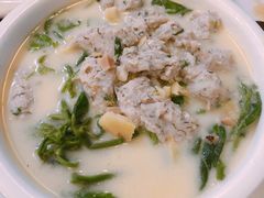鱼汤鱼滑浸桑叶远-黄但记老店·陈村粉食府