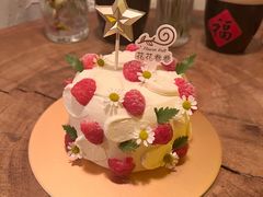-花花卷卷·鲜食蛋糕(静安久光百货店)