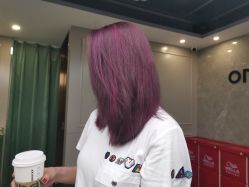 -变画·发型STUDIO