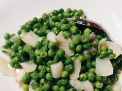 -新白鹿餐厅(百联中环店)