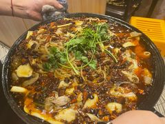 -鸿顺老铁锅美蛙鱼府(解放碑店)