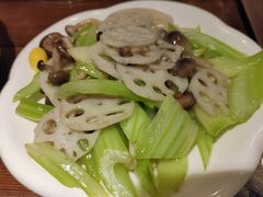 -七菜馆·东北菜·蒸饺(文体路店)