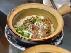 窝蛋牛肉饼煲仔饭-红星光发煲仔饭(文海店)